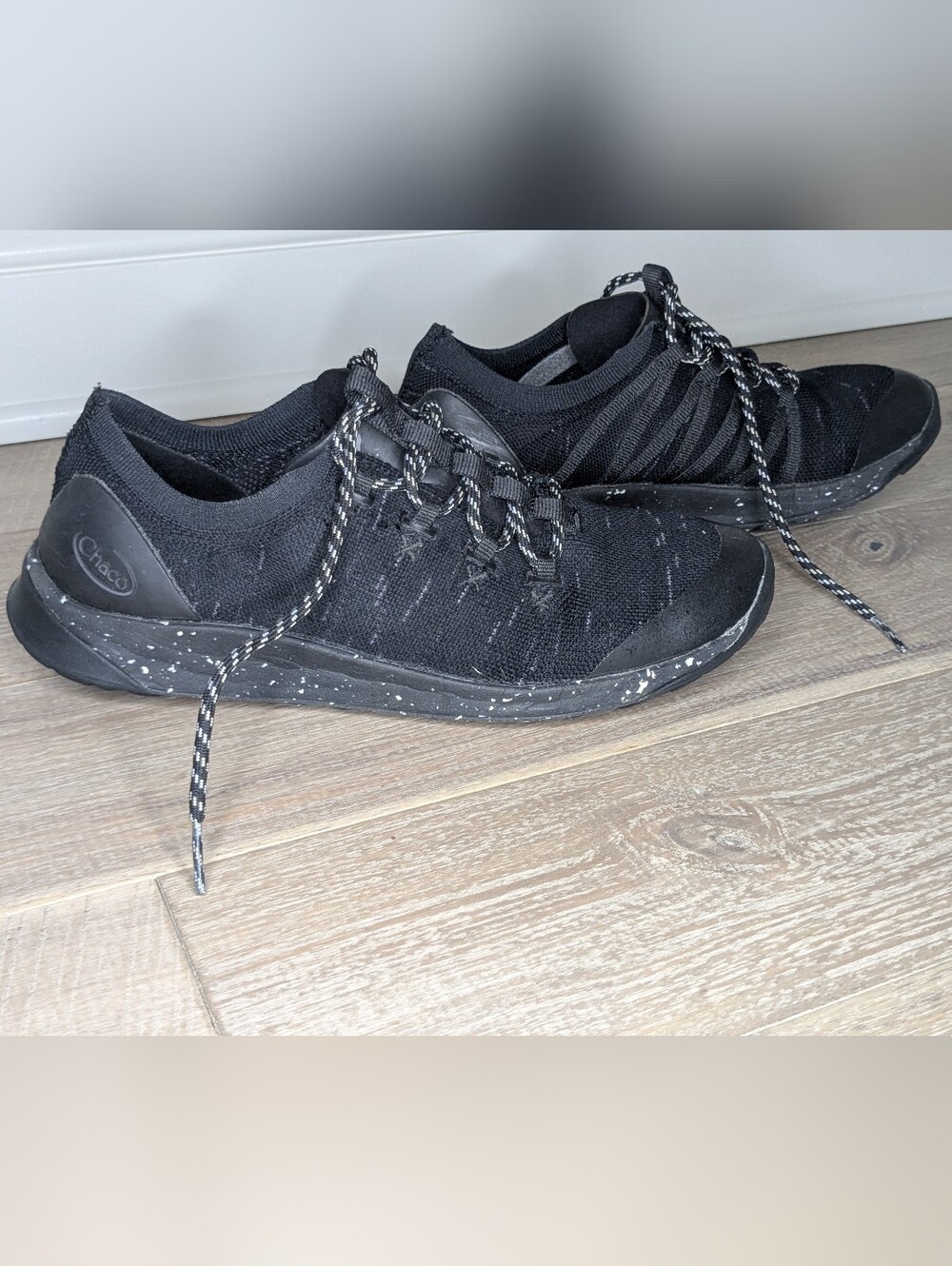 Chaco Scion Women's Black Knit Lace-Up Trainer with Speckled Sole Size 8